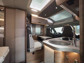 Husbil-halvintegrerad Knaus Ti 550 MF Vansation | 7 av 25