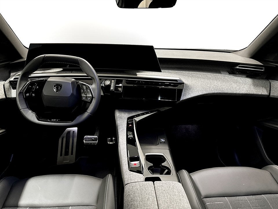 Bild på Peugeot 5008 GT Hybrid 145hk Aut - NYA VINTERHJUL INGÅR!