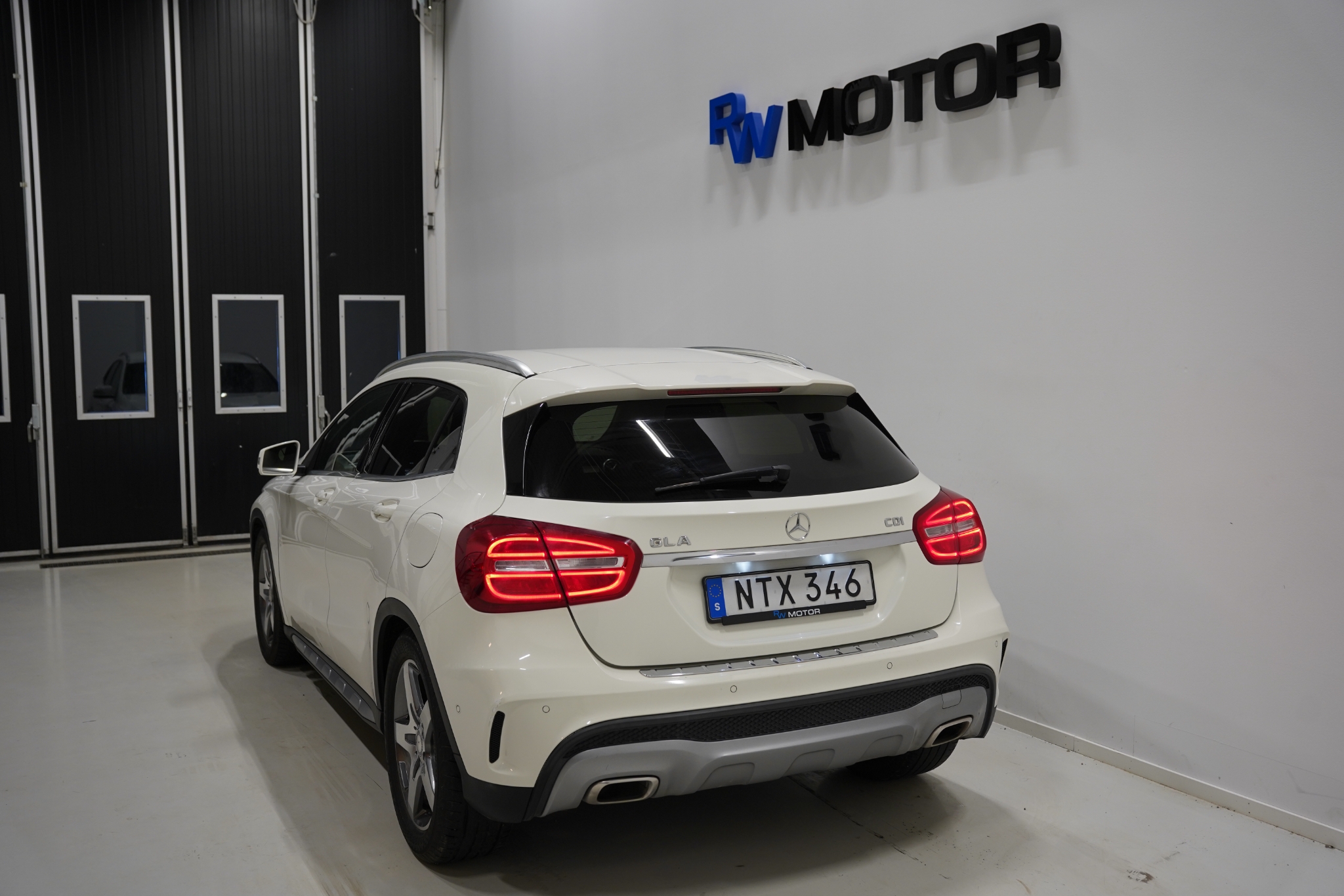 Mercedes-Benz GLA 2015, photo 4/10