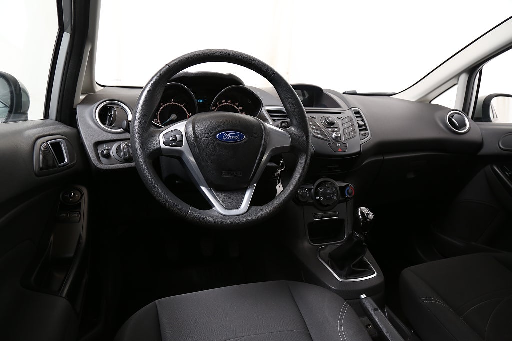 Ford Fiesta 1,6 TDCi ECOnetic Trend 5-dörrar Motorvärmare 2013