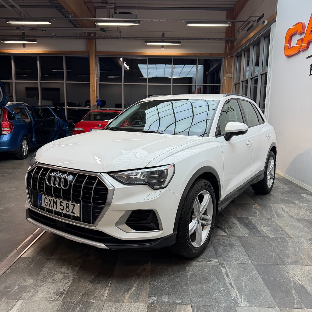 Audi Q3 40 TDI quattro 2.0 TDI Proline Adv Cockpit Värmare Drag