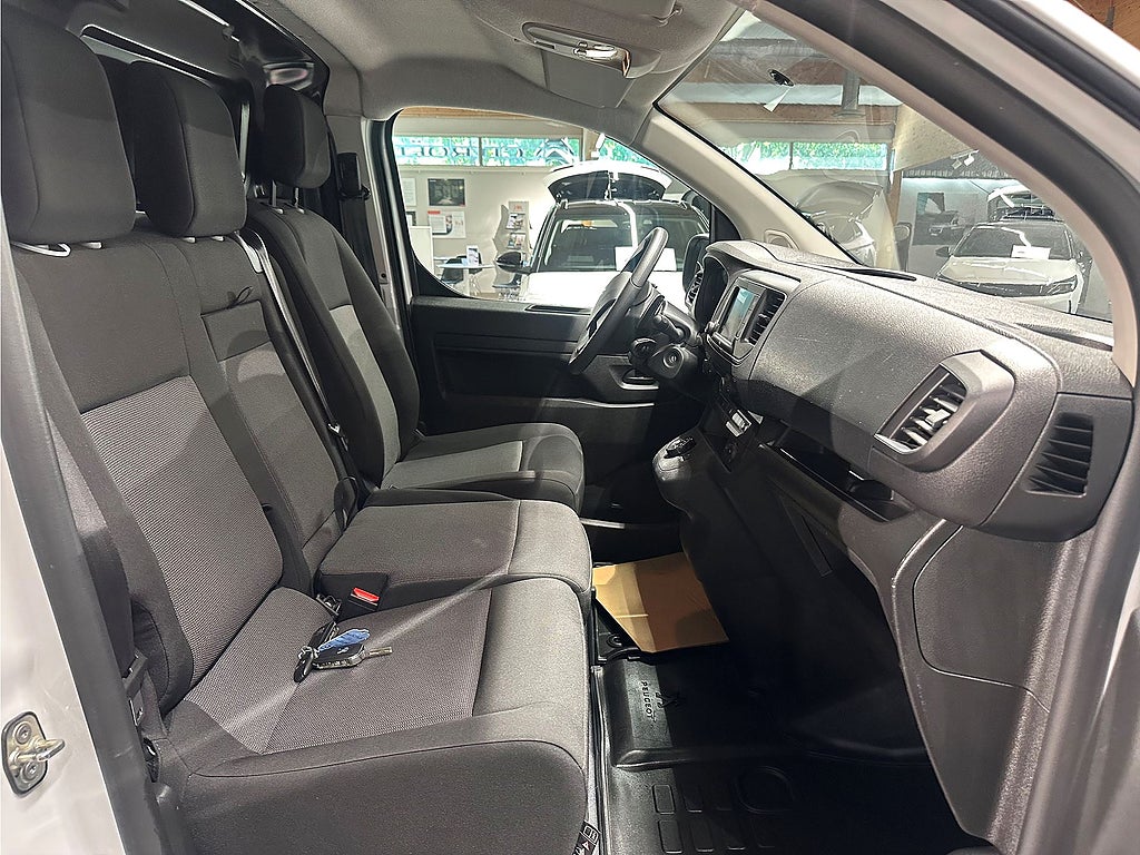 Bild på Peugeot Expert PRO L3 2.0 BHDi 145hk Aut - SKJUTDÖRR X2,DRAG, B-KAMERA