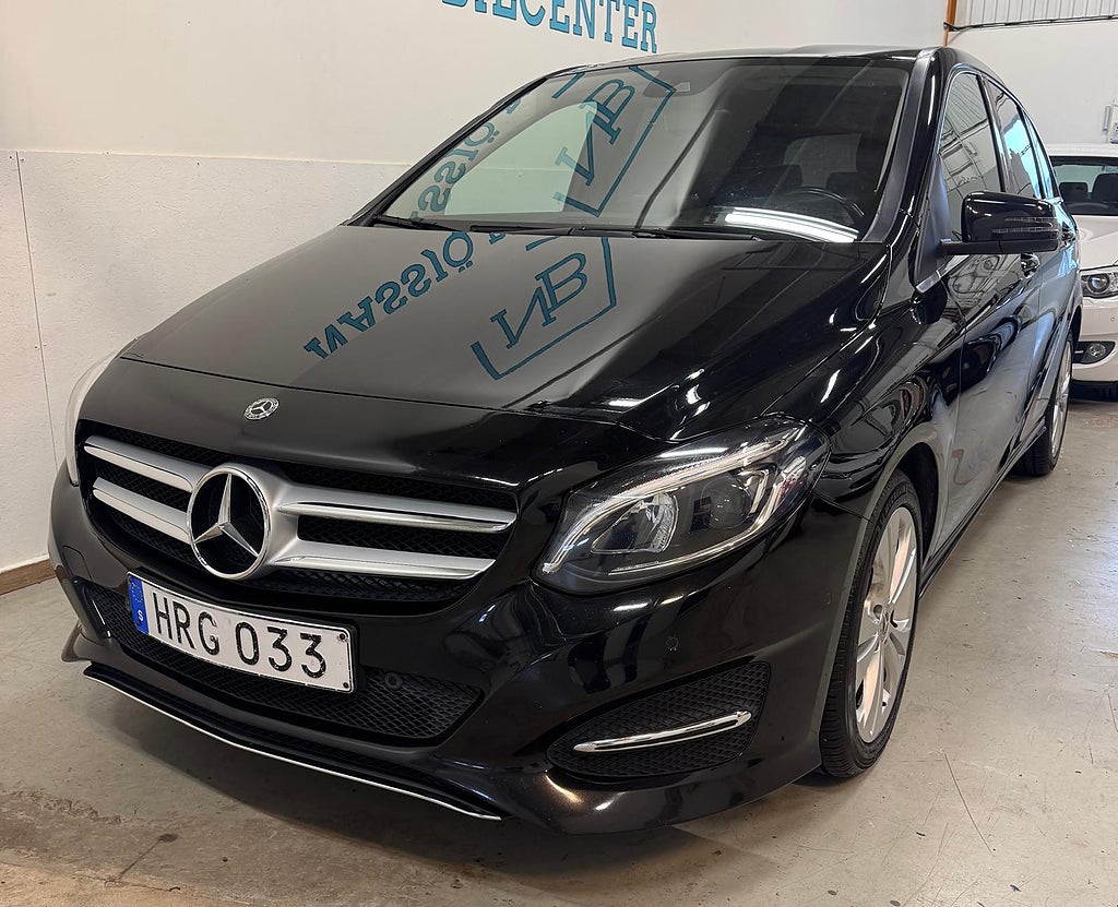 Mercedes-Benz B 180 7G-DCT Urban Euro 6