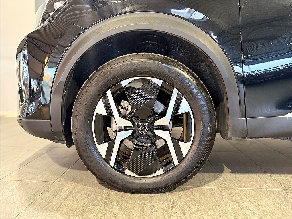 Bild på Peugeot 2008 GT 1.2 PT 130hk Aut - B-KAMERA, CARPLAY