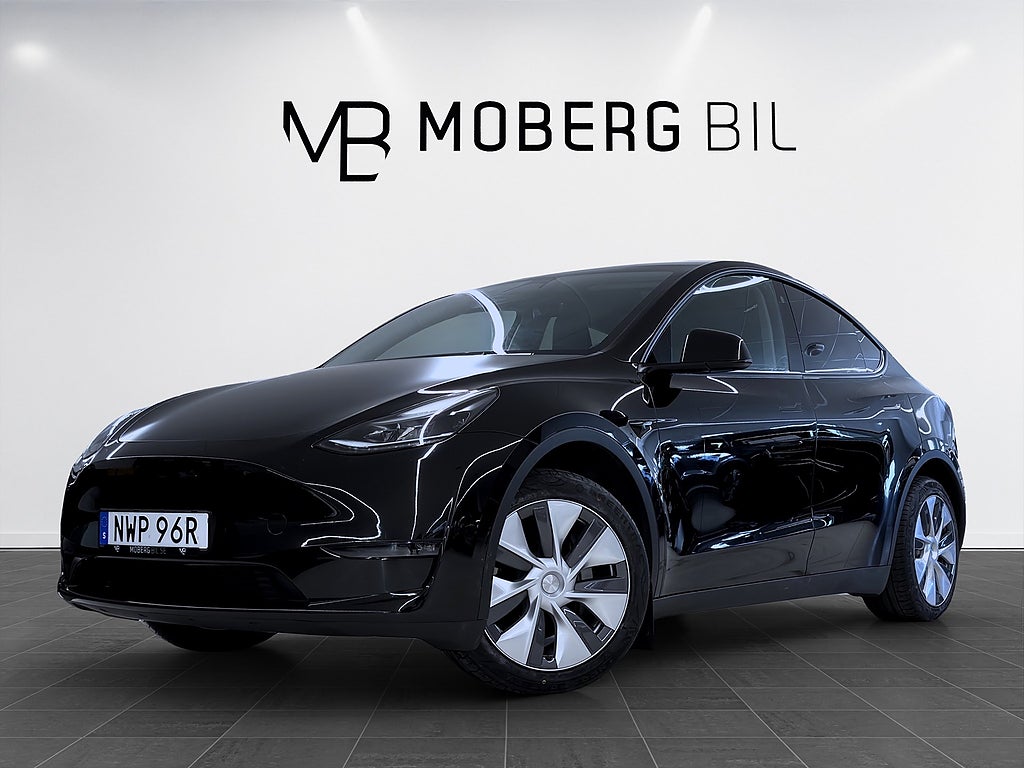 Tesla Model Y Long Range 514hk Pano Läder Navi B-Kamera Drag MOMS