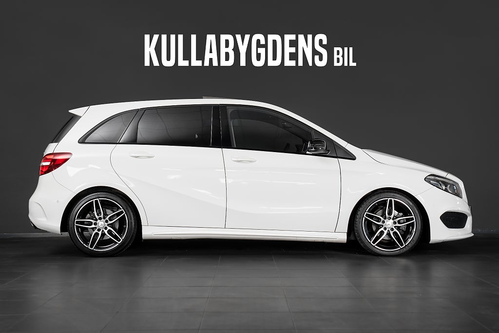 Mercedes-Benz B 200 d 4M Aut AMG Night |H/K|Drag|Värmare|Pano