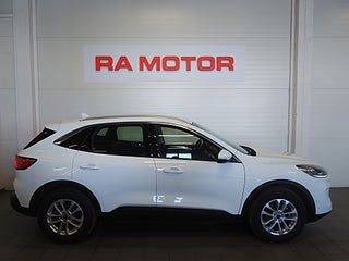 SUV Ford Kuga 4 av 24