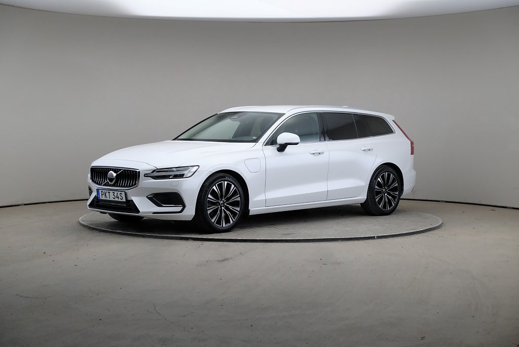 Volvo V60 Recharge T6 350hk AWD Core Edt Drag