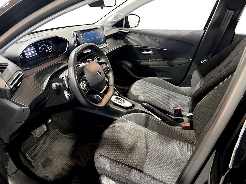 Bild på Peugeot 208 Style Hybrid 100hk Aut CARPLAY BACKSENSORER
