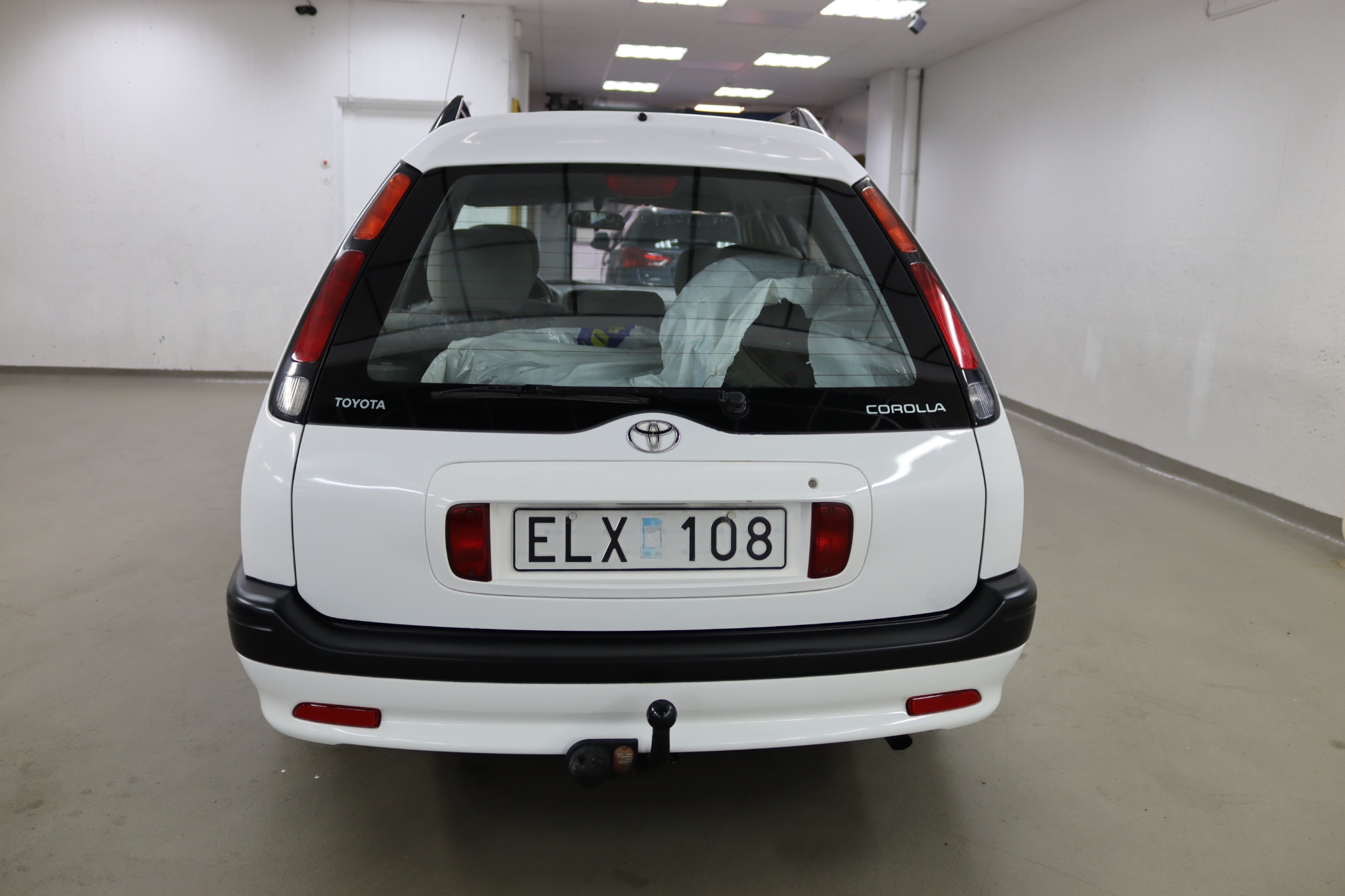 Toyota Corolla Kombi 1.6 110 hk 1998, bild 7/63