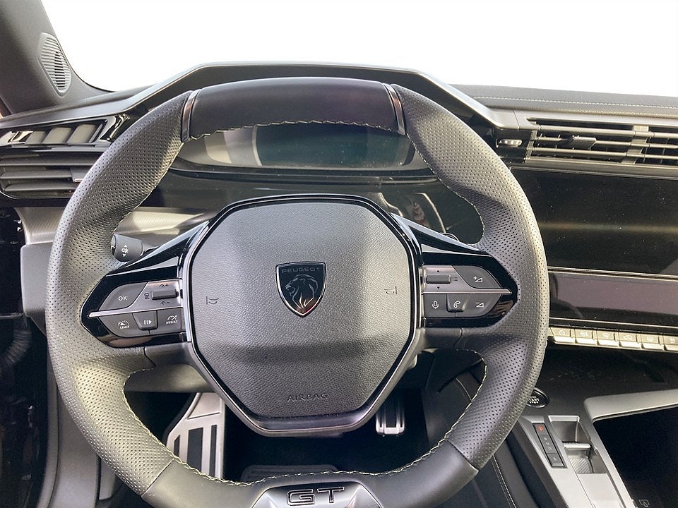 Bild på Peugeot 408 GT Hybrid 225hk Aut - 360-KAMERA, CARPLAY