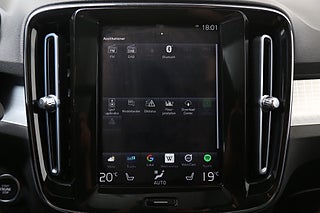 SUV Volvo XC40 26 av 32