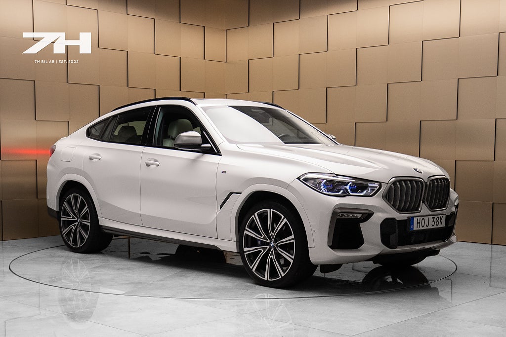 BMW X6 M50i V8 / Pano / Drag / B&W / HuD / Värmare / Night Vis