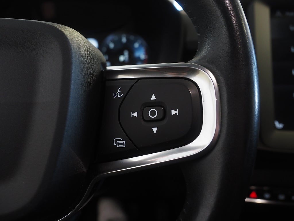 Volvo XC40 D3 AWD 150hk Geartronic | Backkamera | VOC | 2019