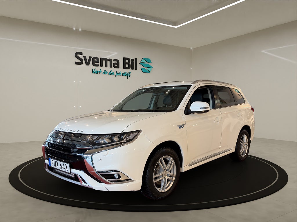 Mitsubishi Outlander 2.4 Plug-in 4WD Komfort Automat