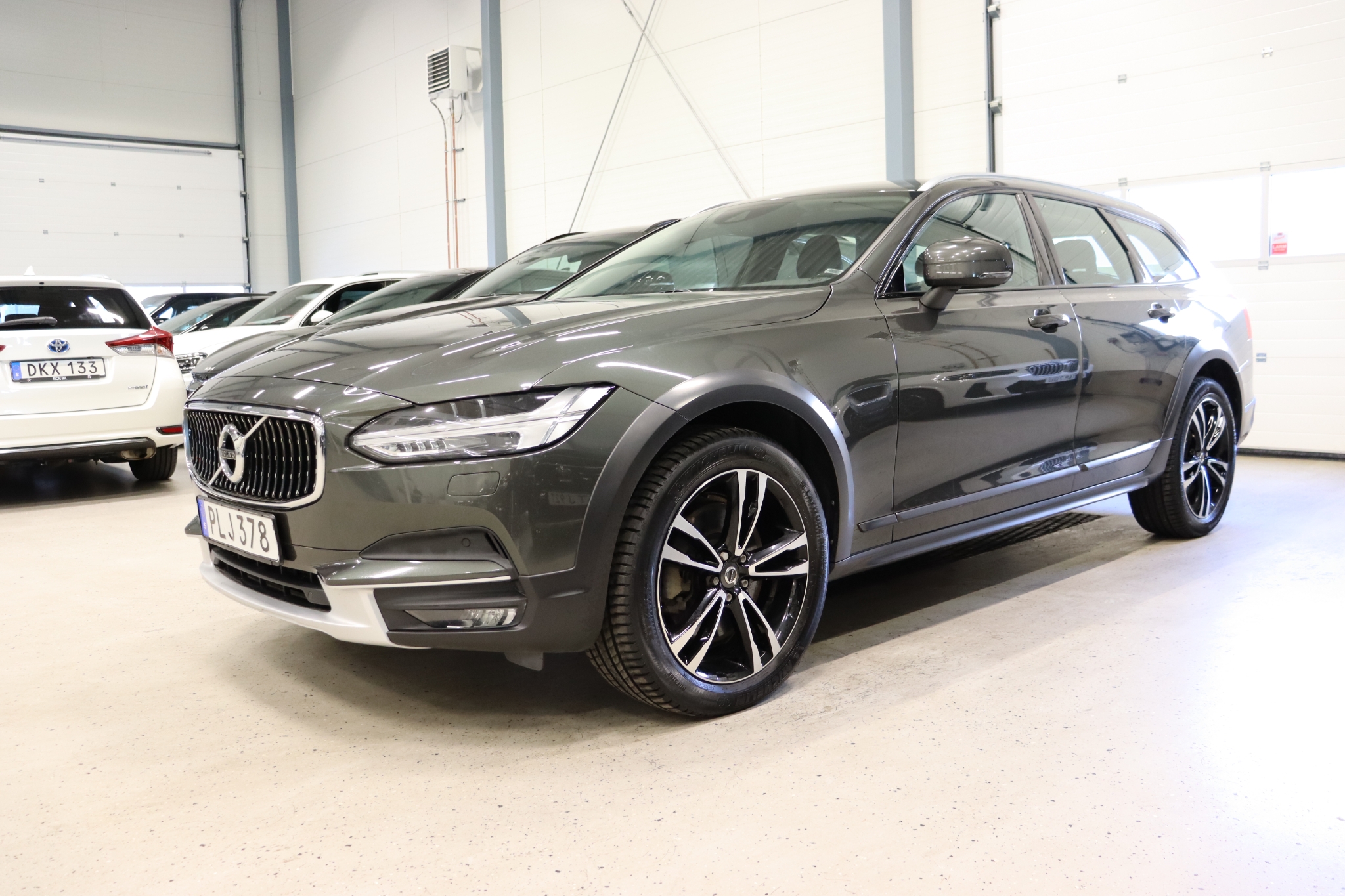 Volvo V90 Cross Country 2018, bild 5/10