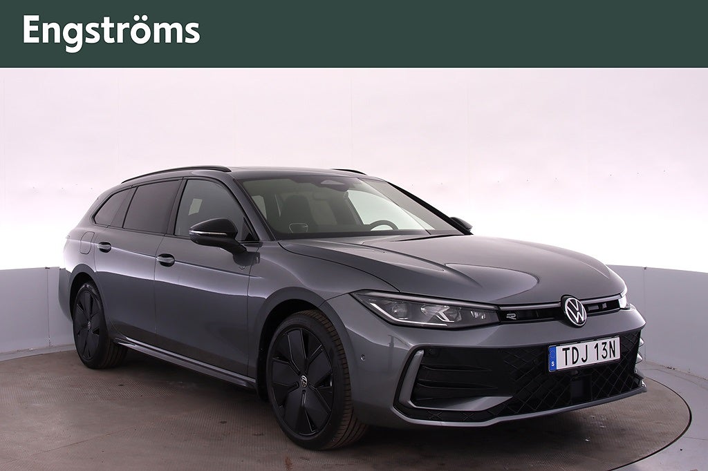 Volkswagen Passat R-Line Black eHybrid 272hk SWE Edition