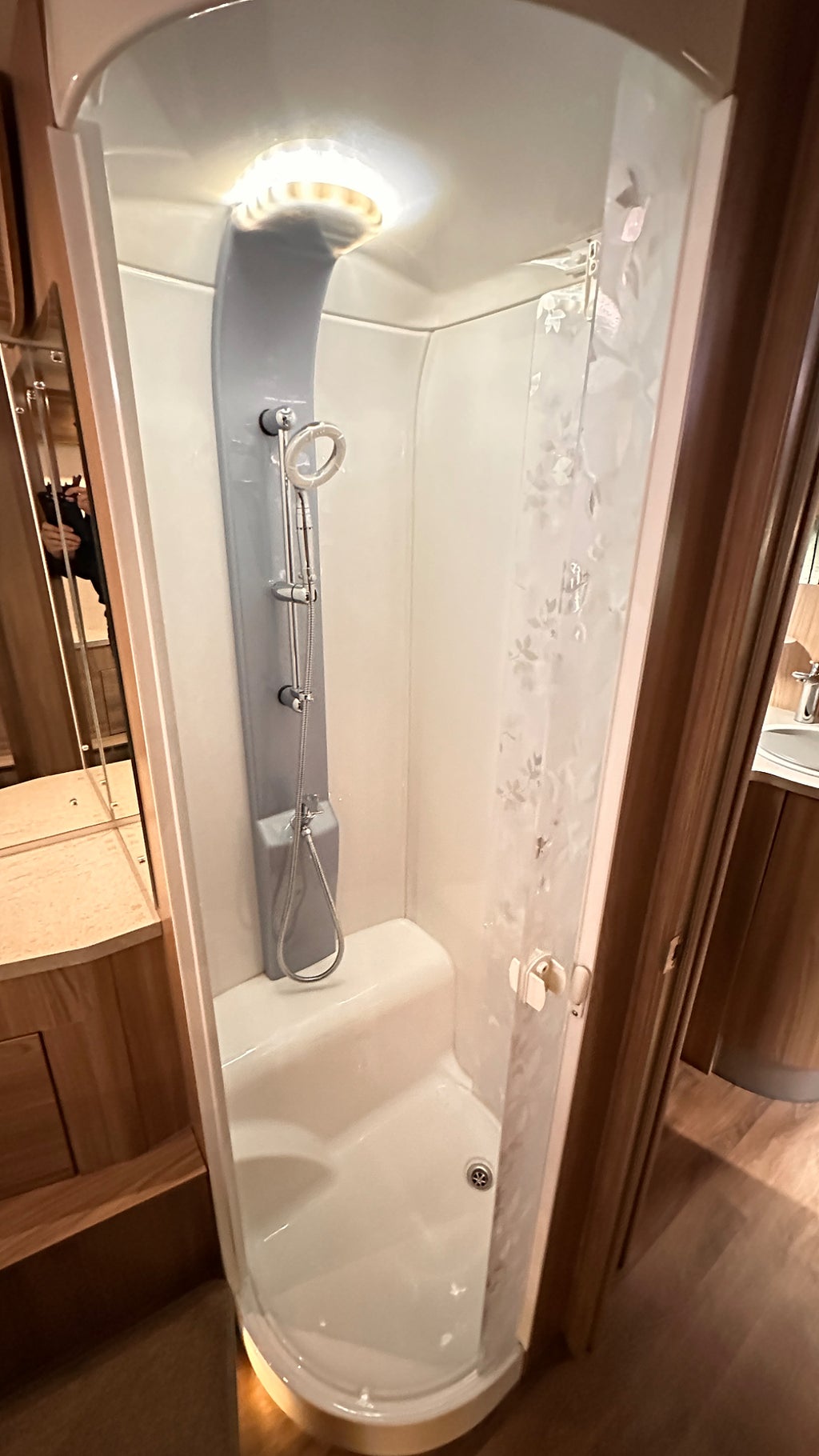 Swift 794 QB Toscane 150HK, Dubbelsäng, 1 ägare thumbnail