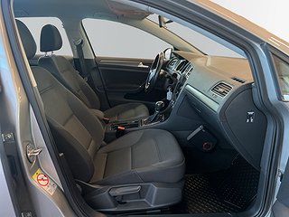 Volkswagen Golf 1.0 TSI S&V-hjul/Carplay/AdaptivF/M&K-värm