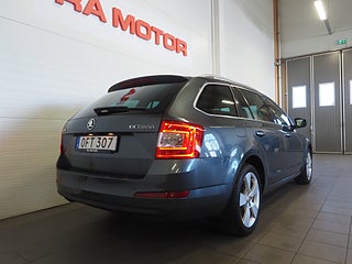 Kombi Skoda Octavia 6 av 23