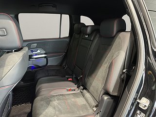 SUV Mercedes-Benz GLB 8 av 10