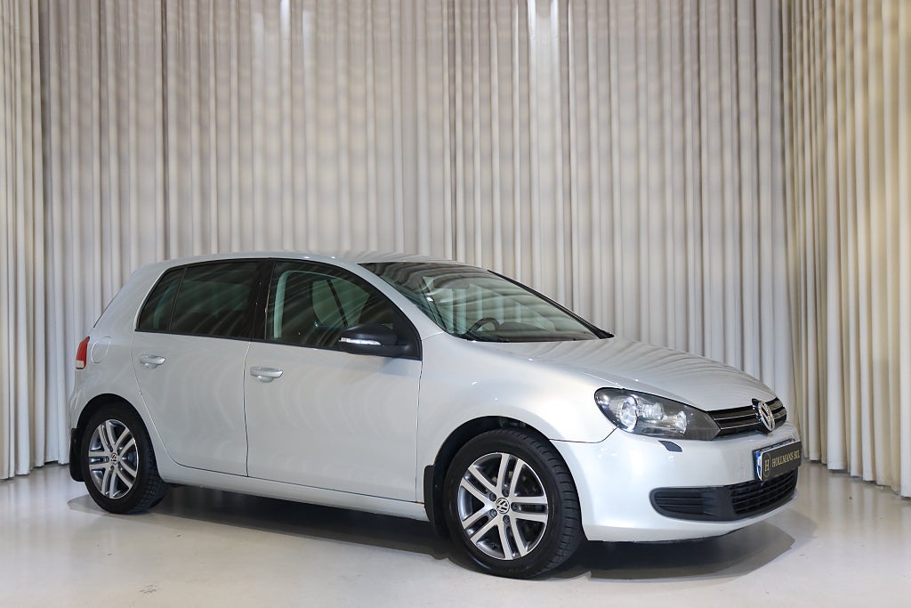 Volkswagen Golf 1.6 TDI DSG 105HK Style Drag Kamrem Bytt