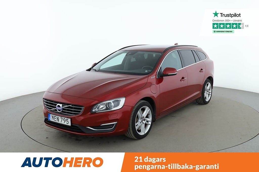 Volvo V60 D5 Plug-in Hybrid Momentum / VOC, Värmare, Dragk...