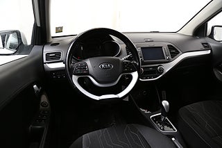 Halvkombi Kia Picanto 8 av 24