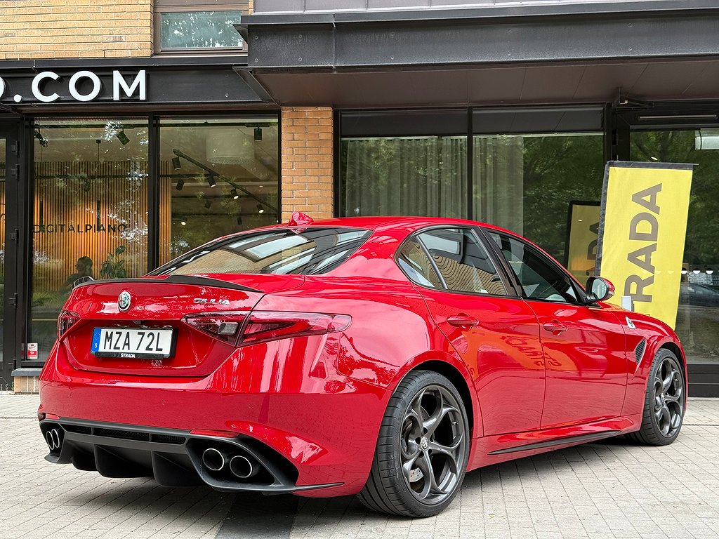 Alfa Romeo Giulia Quadrifoglio Automatisk, 8-trinn, 510ps, 2019