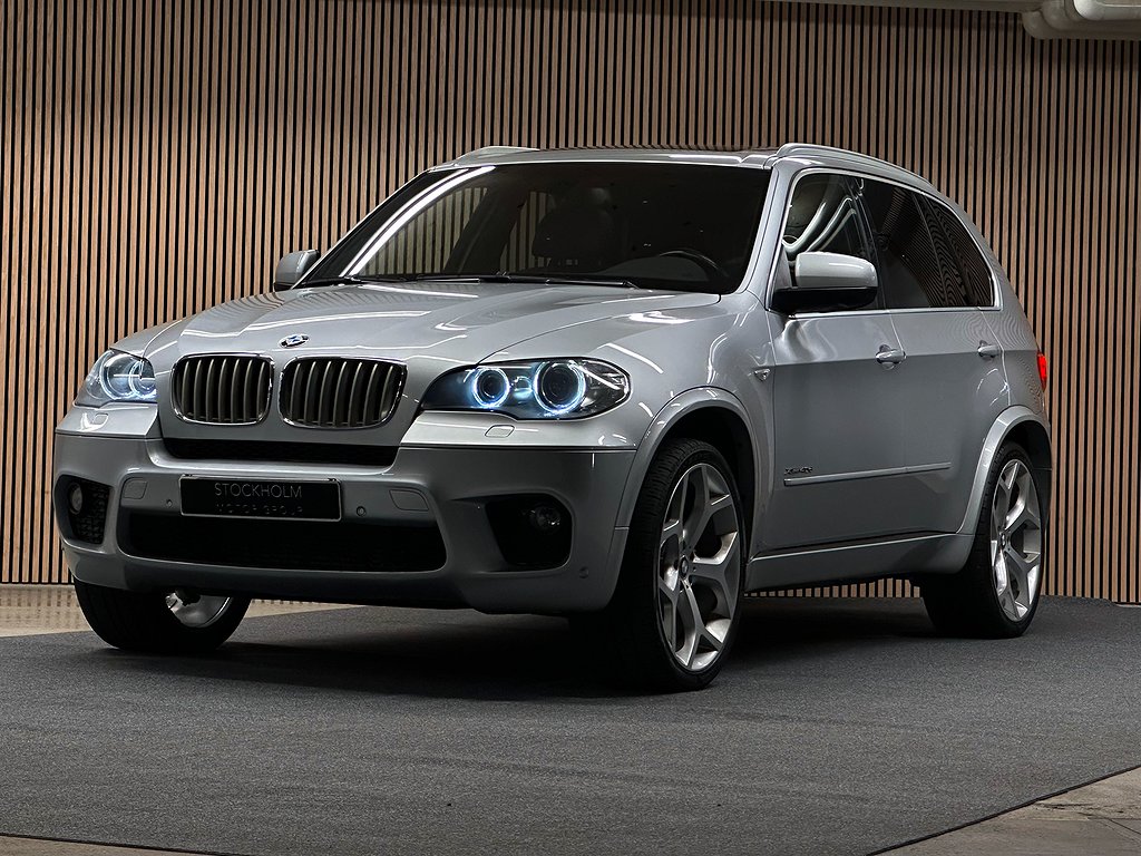 BMW X5 XDRIVE 40D/ M-SPORT/ *22 TUM*/ PANO/ DRAG/ GPS/ 306HK