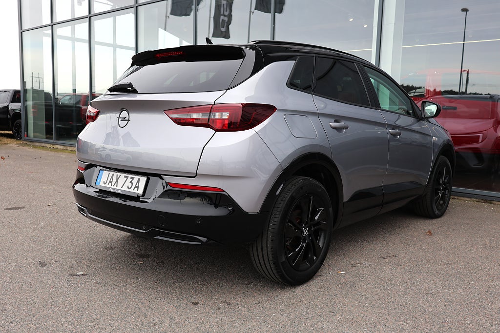 Opel Grandland Turbo 130hk Bensin Automat GS Line Kamera GPS