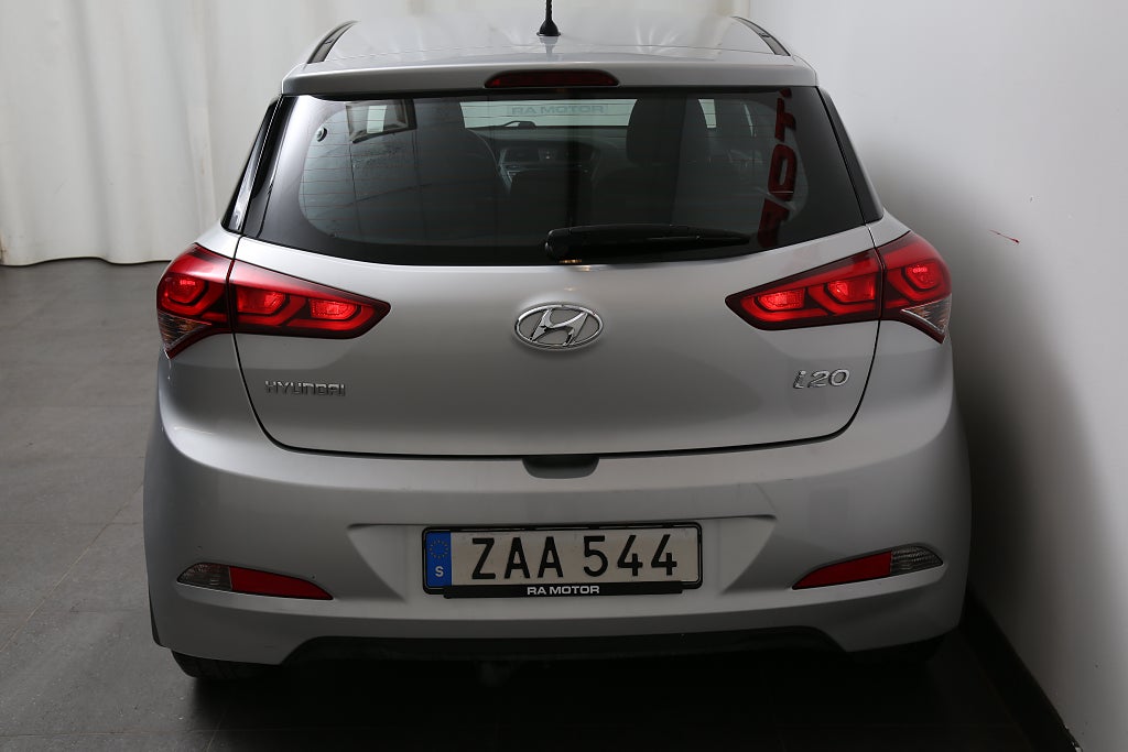 Hyundai i20 1,2 Move! 5D Bluetooth Dragkrok 2018