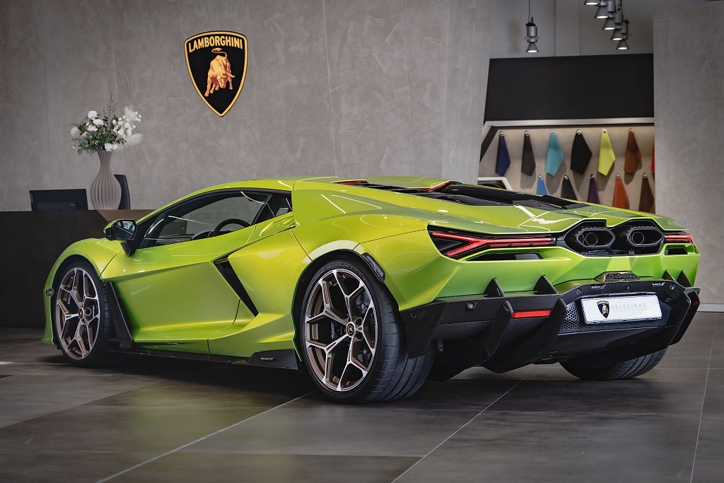 Gallery image 5 of 19