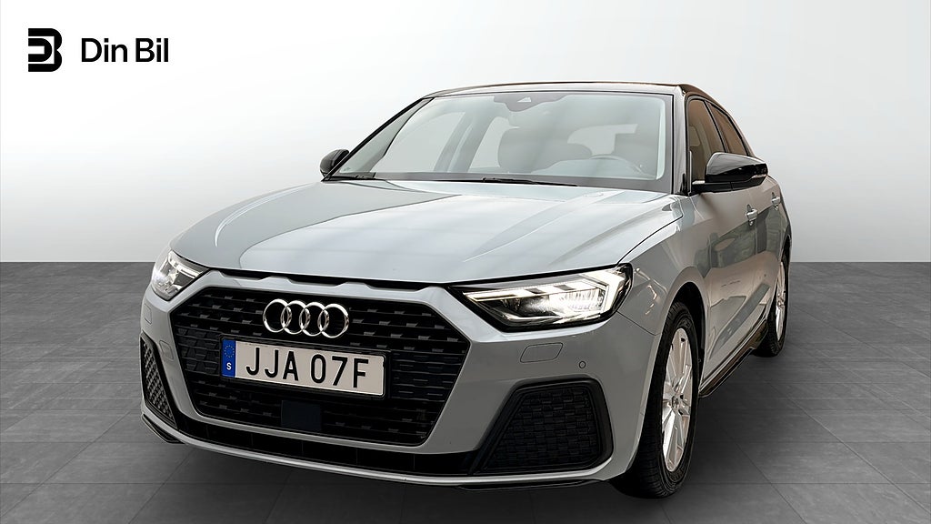 Audi A1 Sportback 30 TFSI 110HK Cockpit Carplay