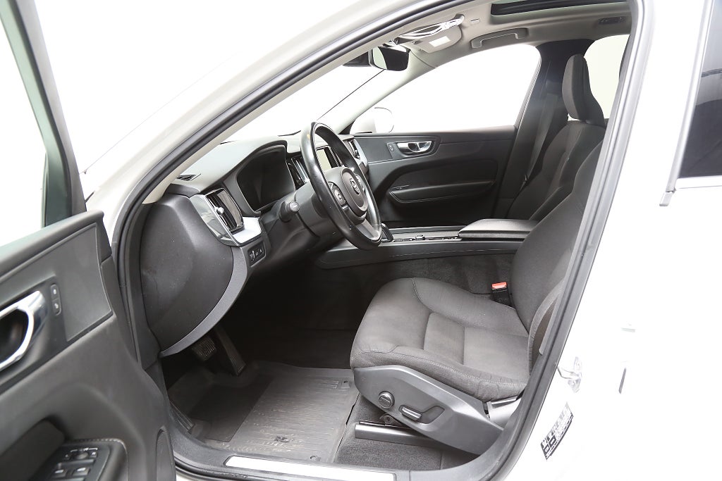 Volvo XC60 Recharge T6 AWD Inscription Expr Aut Pano Kamera Drag 2021