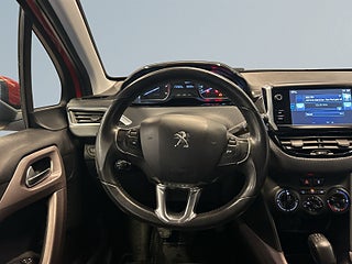 Peugeot 2008 1.6 BlueHDi Ny Bes/SoV-Däck/Värmare/Drag – bild 9