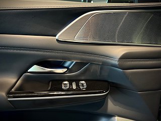 SUV XPENG G9 10 av 12