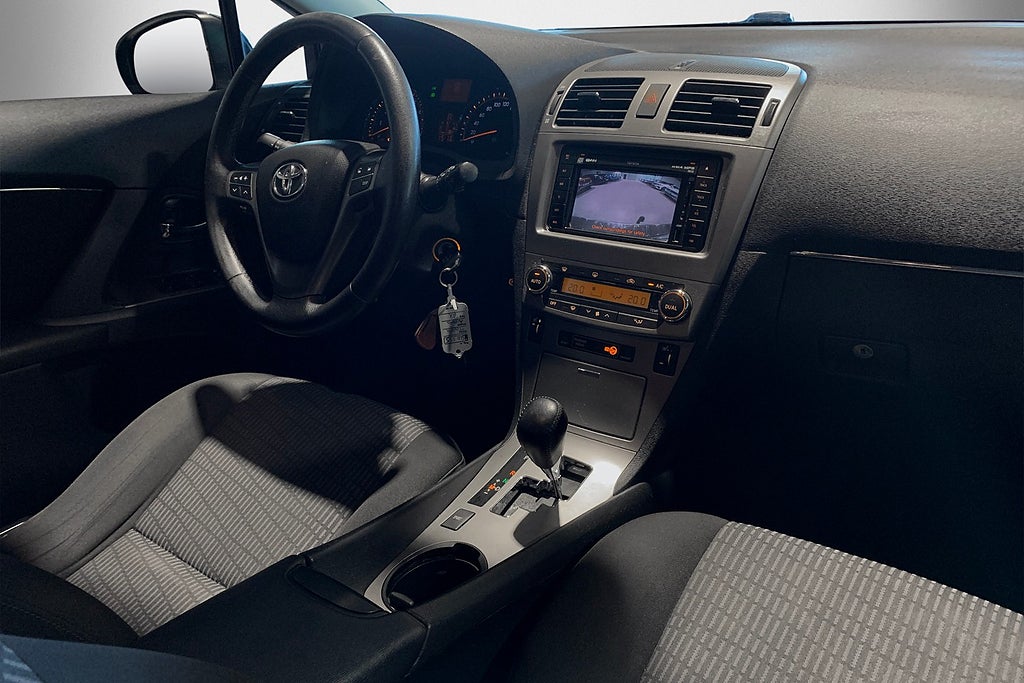 Toyota Avensis 2.0 Multidrive S Business | Drag | Kamera | Navi 2010