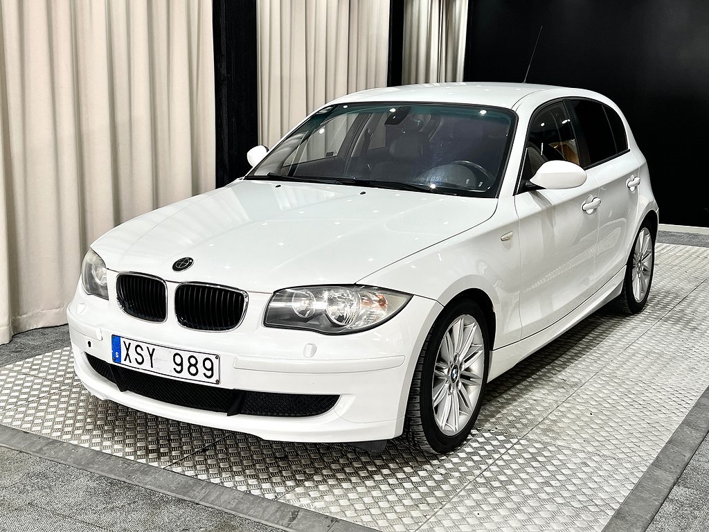 BMW 120 i 170hk Sport Skinn Fullservad Drag Farthållare TOPP