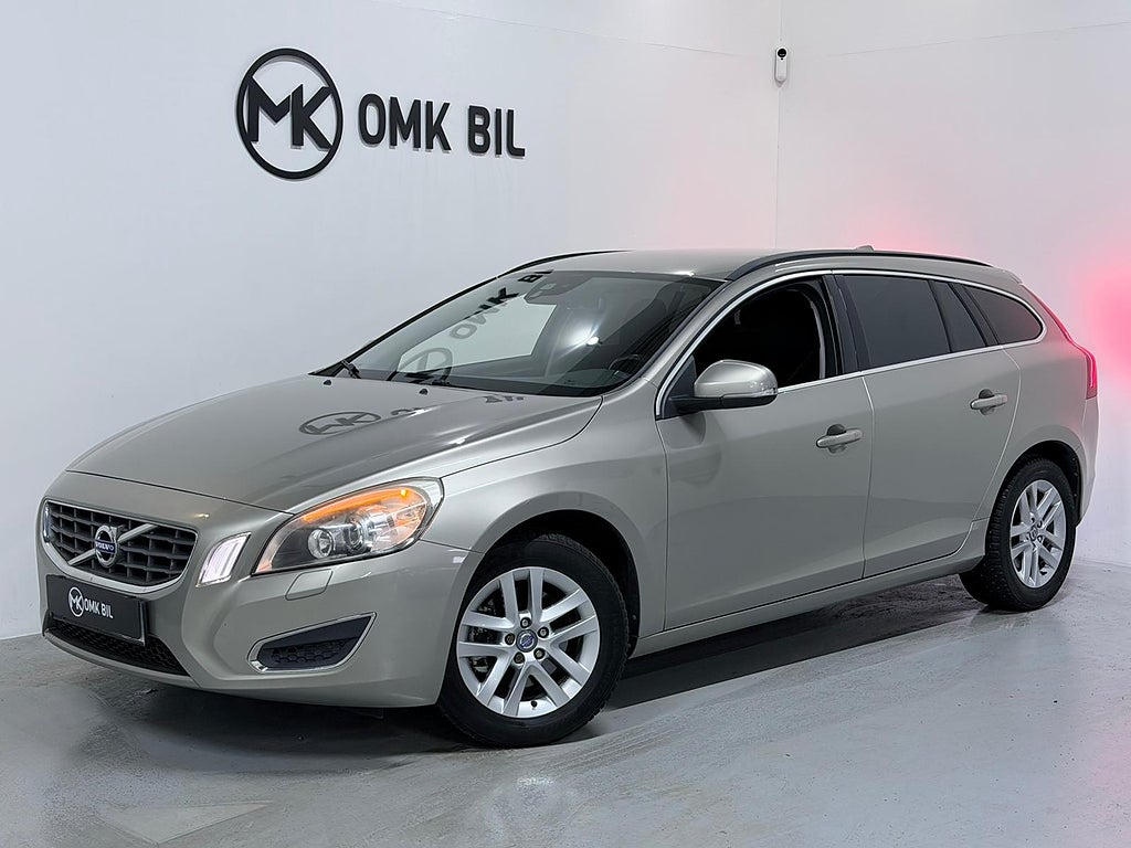 Volvo V60 D3 Momentum / Ny Besiktigad