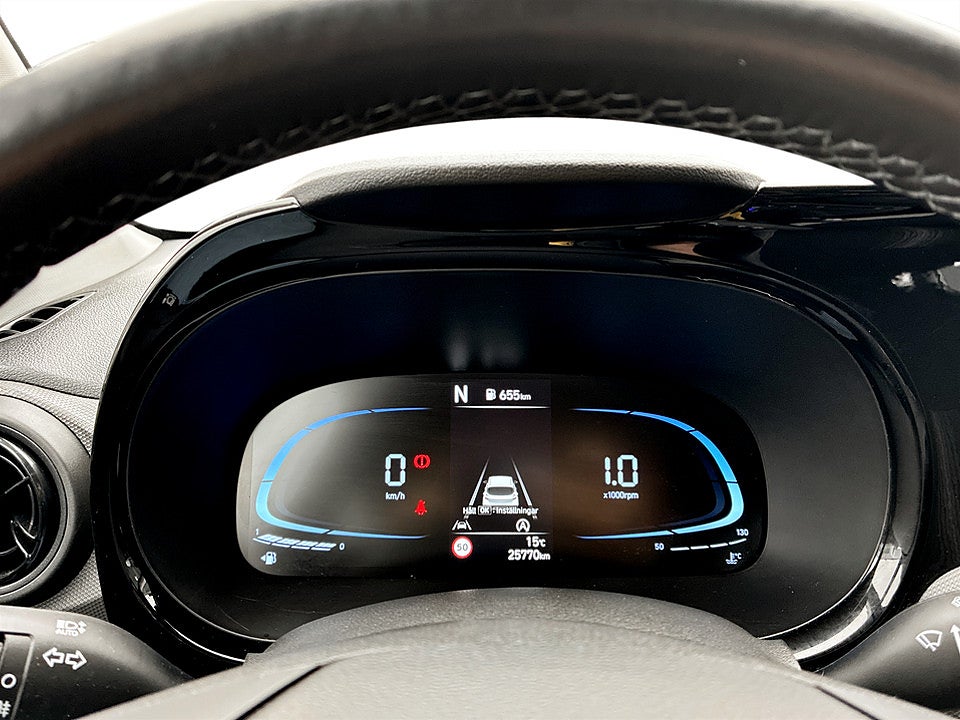 Bild på Hyundai i10 Essential 1.0 blue 67hk Aut CARPLAY RATTVÄRME