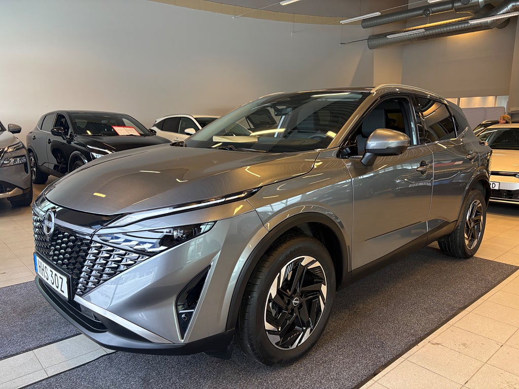 Nissan Qashqai 1.3 DIG-T XTRONIC-CVT N-Connecta VINTERHJUL!