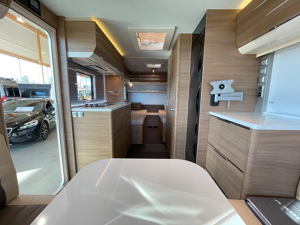 Adria Adora 542 UL / ALDE / Långbädd / Markis /  - Adria