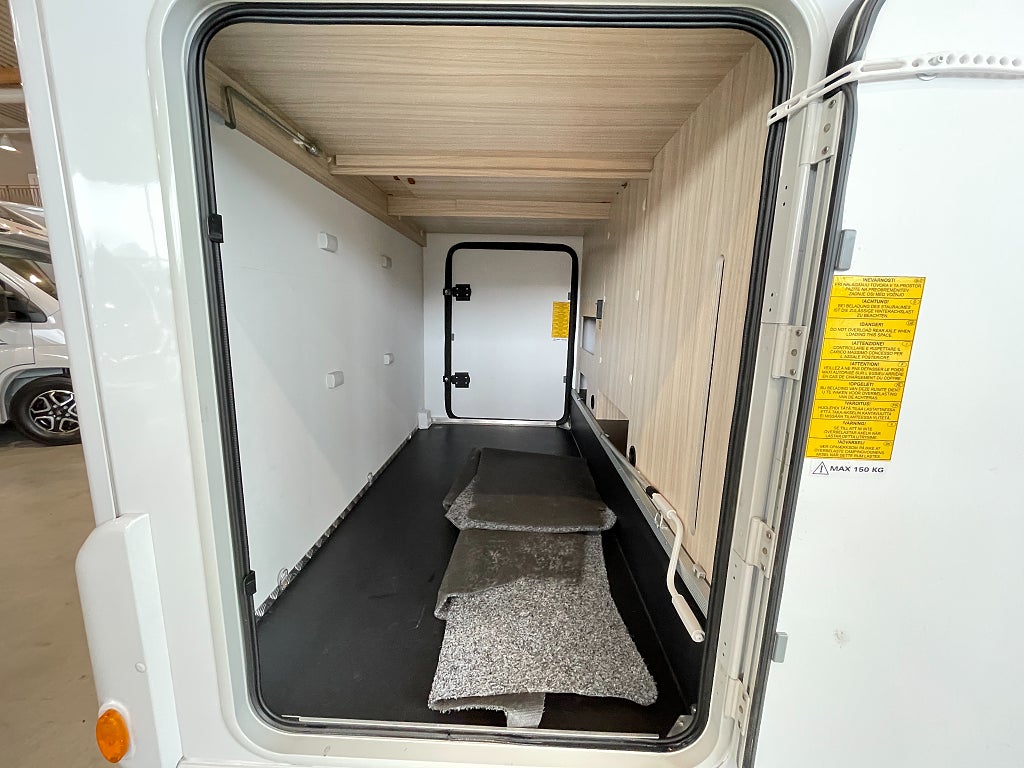 Sun Living A 75 SL / B-körkort / AC-Bodel / 5bältad / 900mil / El-patron / - Sun Living