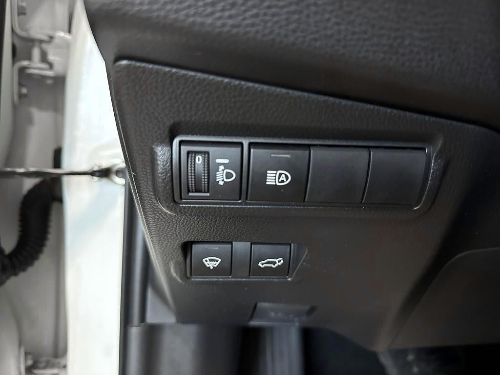 Toyota Corolla Cross 2024 - miniatyr 12