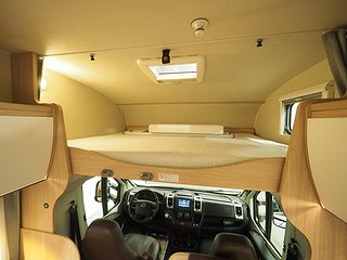 Husbil-alkov Capron Sunlight A 72 11 av 19