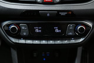 Halvkombi Hyundai i30 20 av 23
