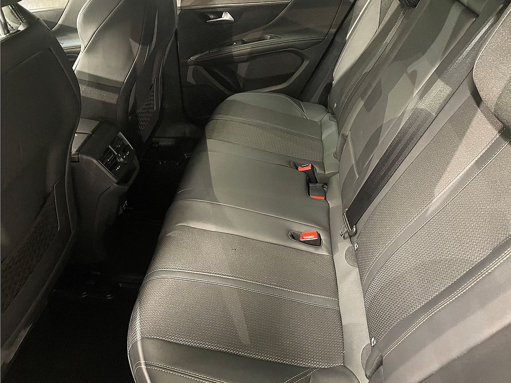 Bild på Peugeot 3008 GT 1.2 PT 130hk Aut - B-KAMERA, CARPLAY