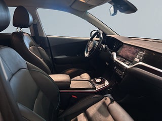 Kia Niro e-64 kWh Advance Plus Kamera GPS Skinn CarPlay SoV MOMS