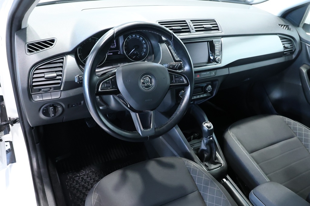 Skoda Fabia Elegance TSI 90 2015, bild 4/10